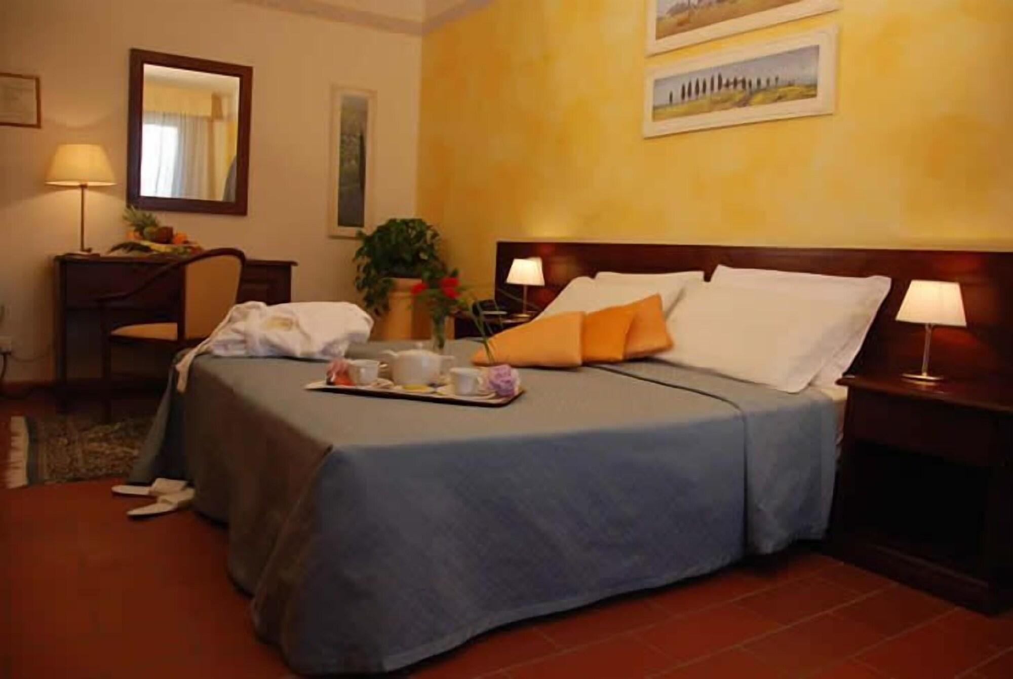 Hotel Borgo Degli Olivi Riotorto Bagian luar foto