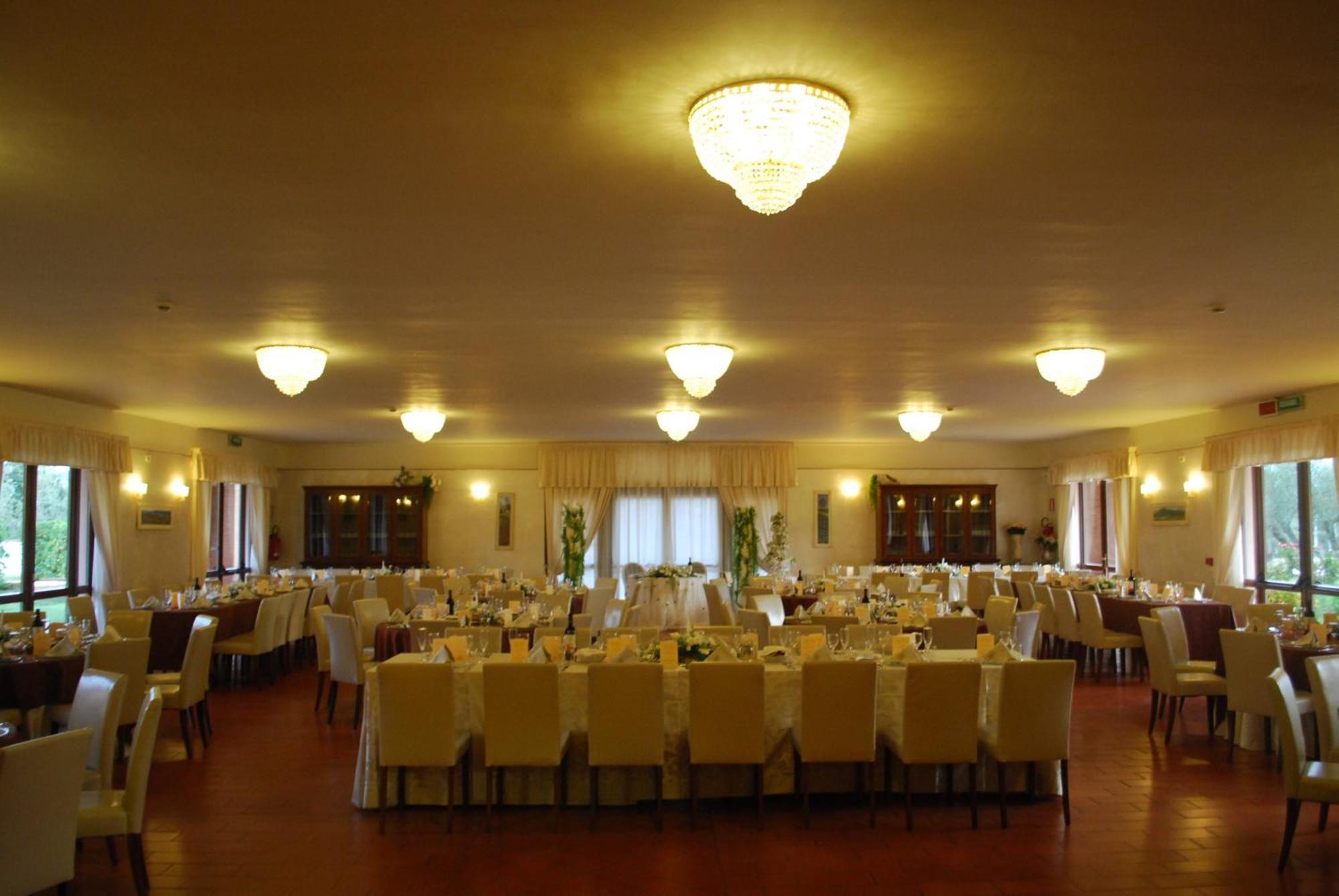 Hotel Borgo Degli Olivi Riotorto Bagian luar foto