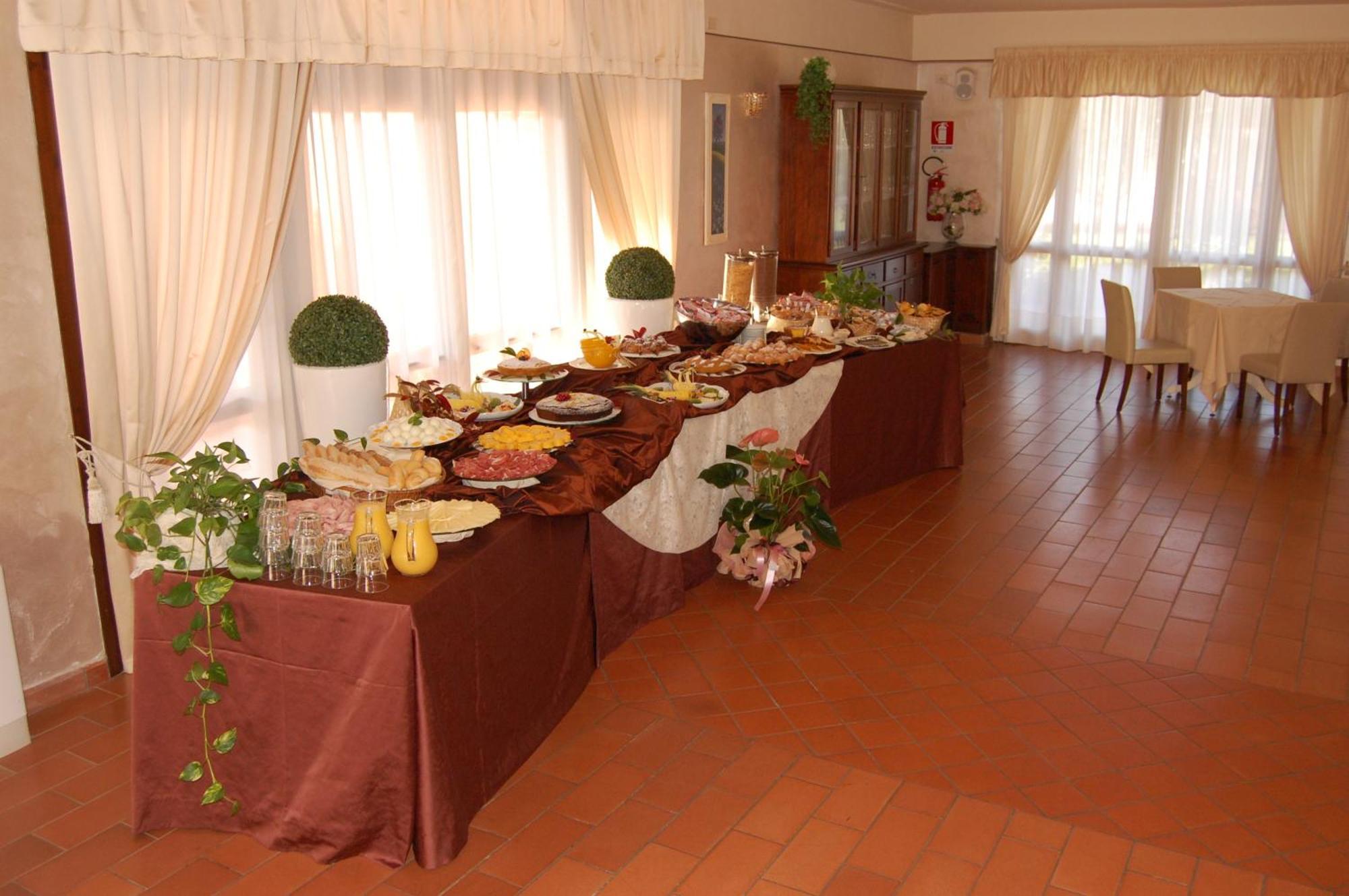 Hotel Borgo Degli Olivi Riotorto Bagian luar foto