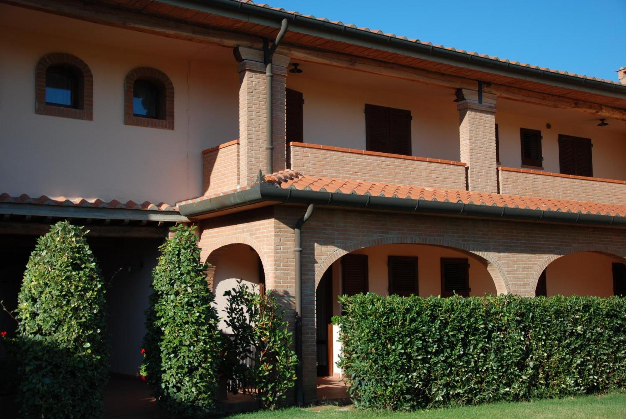 Hotel Borgo Degli Olivi Riotorto Bagian luar foto
