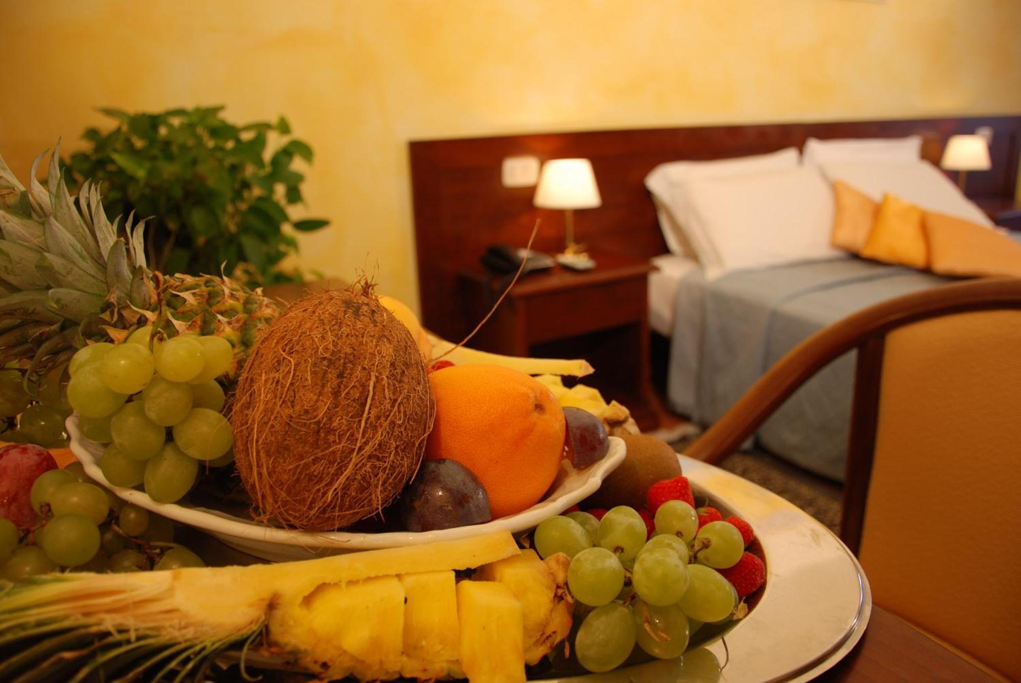 Hotel Borgo Degli Olivi Riotorto Bagian luar foto