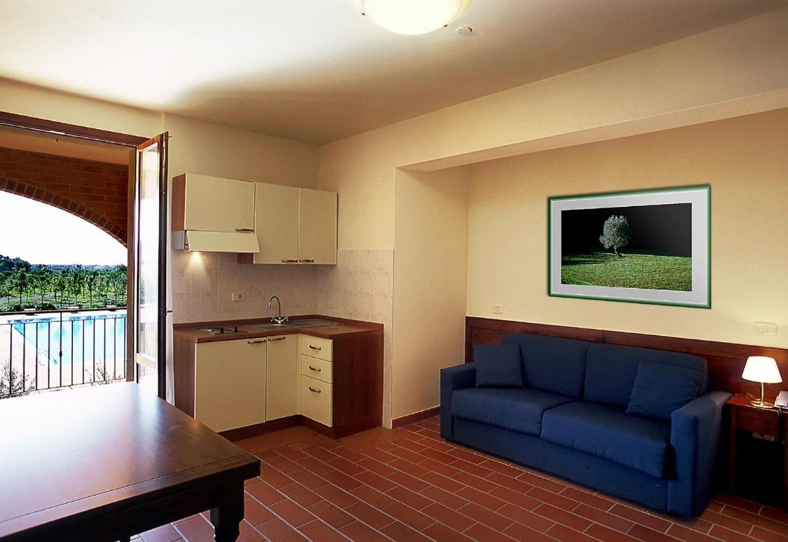 Hotel Borgo Degli Olivi Riotorto Bagian luar foto