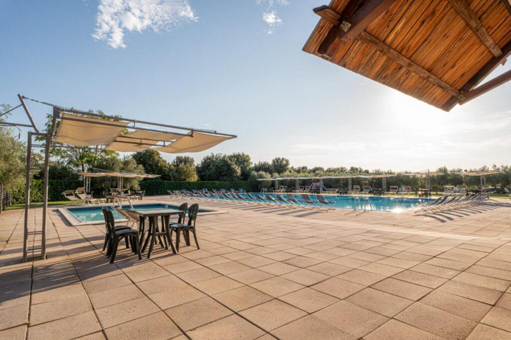 Hotel Borgo Degli Olivi Riotorto Bagian luar foto