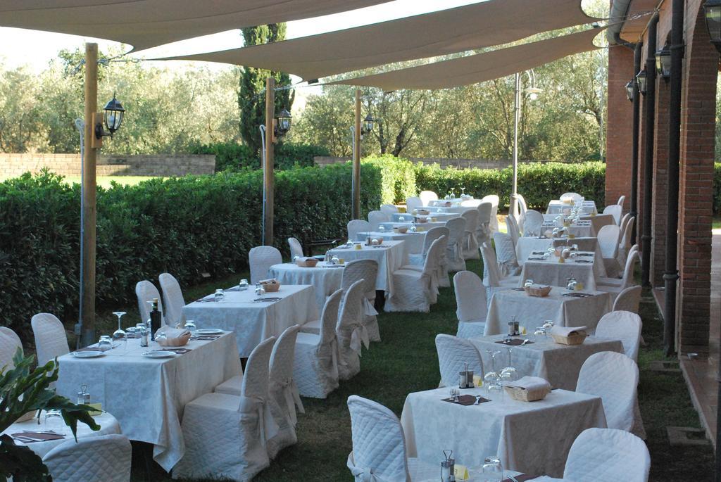 Hotel Borgo Degli Olivi Riotorto Bagian luar foto