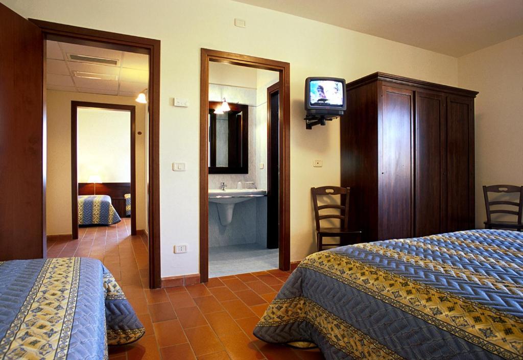 Hotel Borgo Degli Olivi Riotorto Bagian luar foto