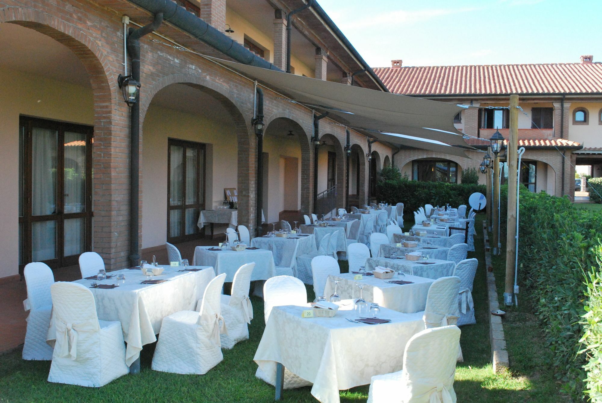 Hotel Borgo Degli Olivi Riotorto Bagian luar foto